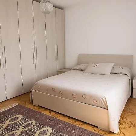 Relax E Giardino Con Vista A Appartement Selvino